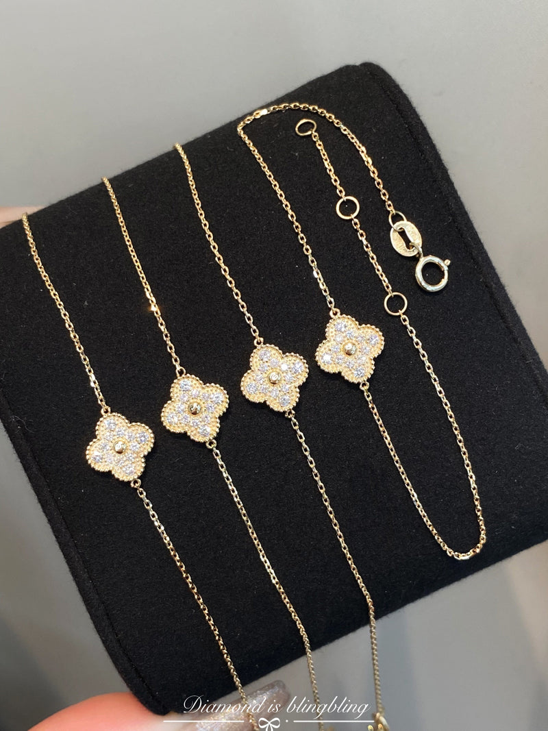 Natural Diamond Clover 18K Solid Gold Bracelet