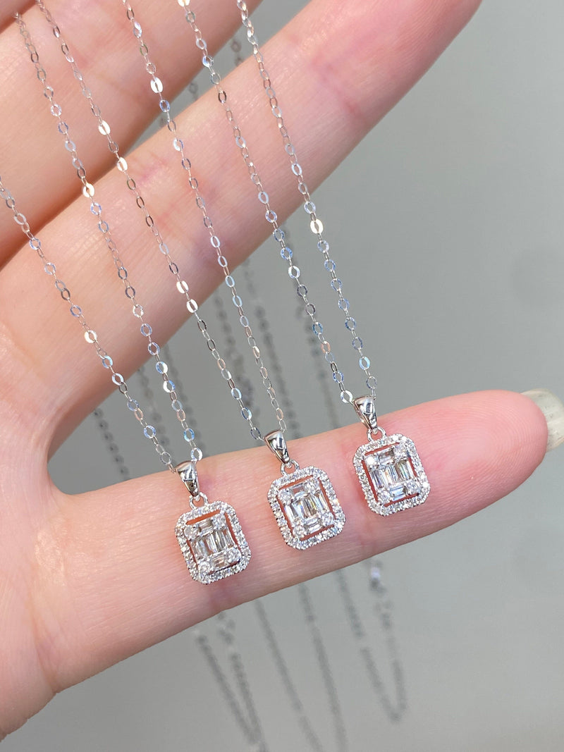 Natural Diamond 18K Solid Gold Baguette Necklace