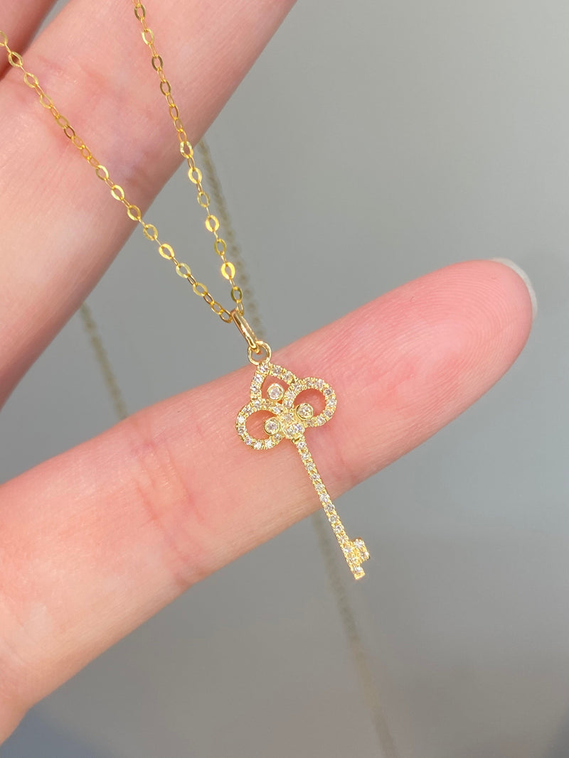 Natural Diamond 18K Solid Gold Key Necklace