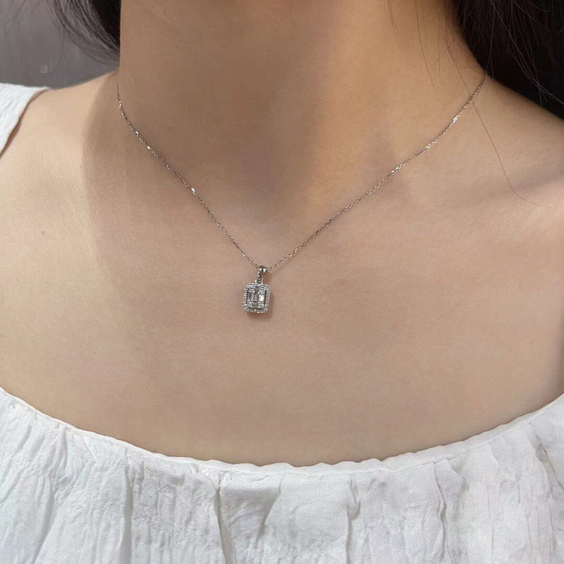 Natural Diamond 18K Solid Gold Baguette Necklace