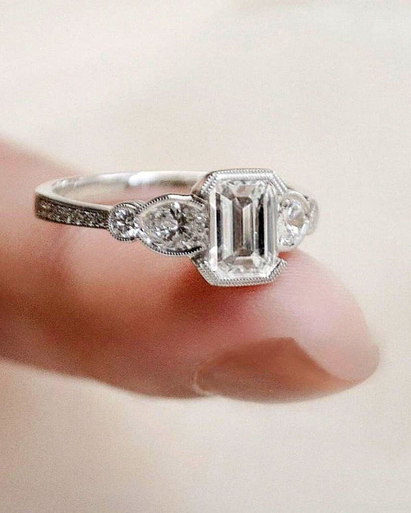 Preorder - Forme Lisse Mid-Century Milgrain Ring DIVINUS Collection