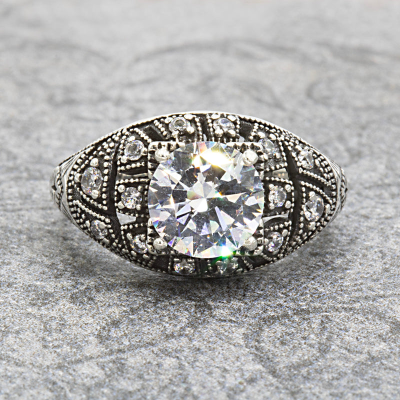 Divinitatis Elegantia Mid-Century Ring XVIII Collection