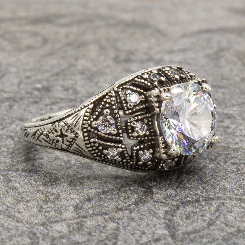 Divinitatis Elegantia Mid-Century Ring XVIII Collection