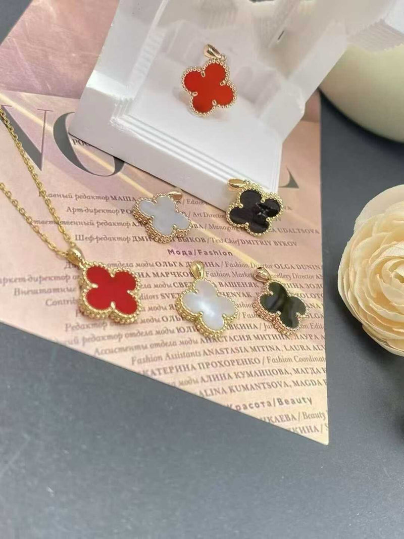 15mm Clover 18K Solid Gold Pendant Necklace