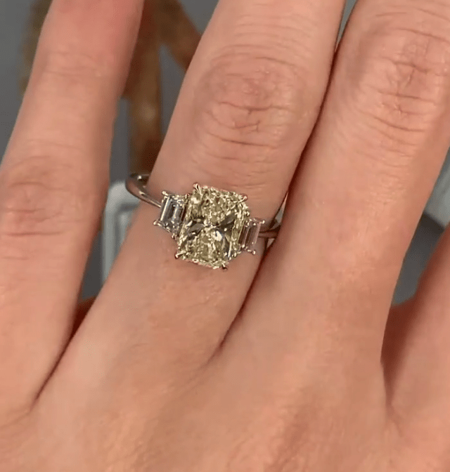 Preorder - Marigold Sunlight Three Stone Promise Ring DIVINUS Collection