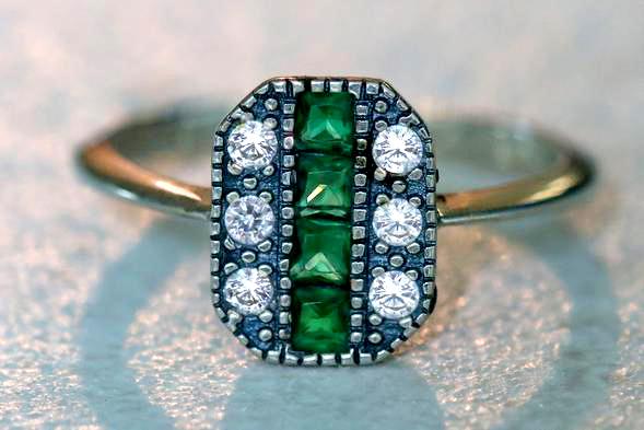 Four Seasons Art Deco Ring DIVINUS Collection