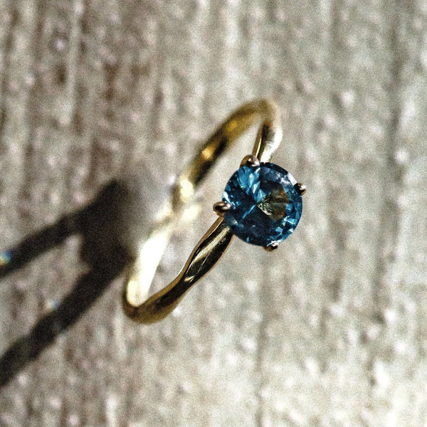 Blue Rose DIVINUS Collection  9K Solid Yellow Gold